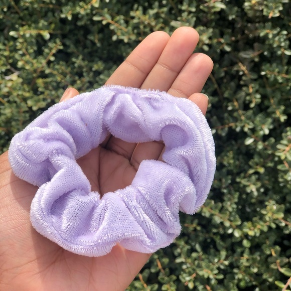Scrunchies - Picture 5 of 8